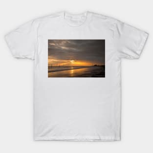 Sunrise on the Northumbrian coast T-Shirt